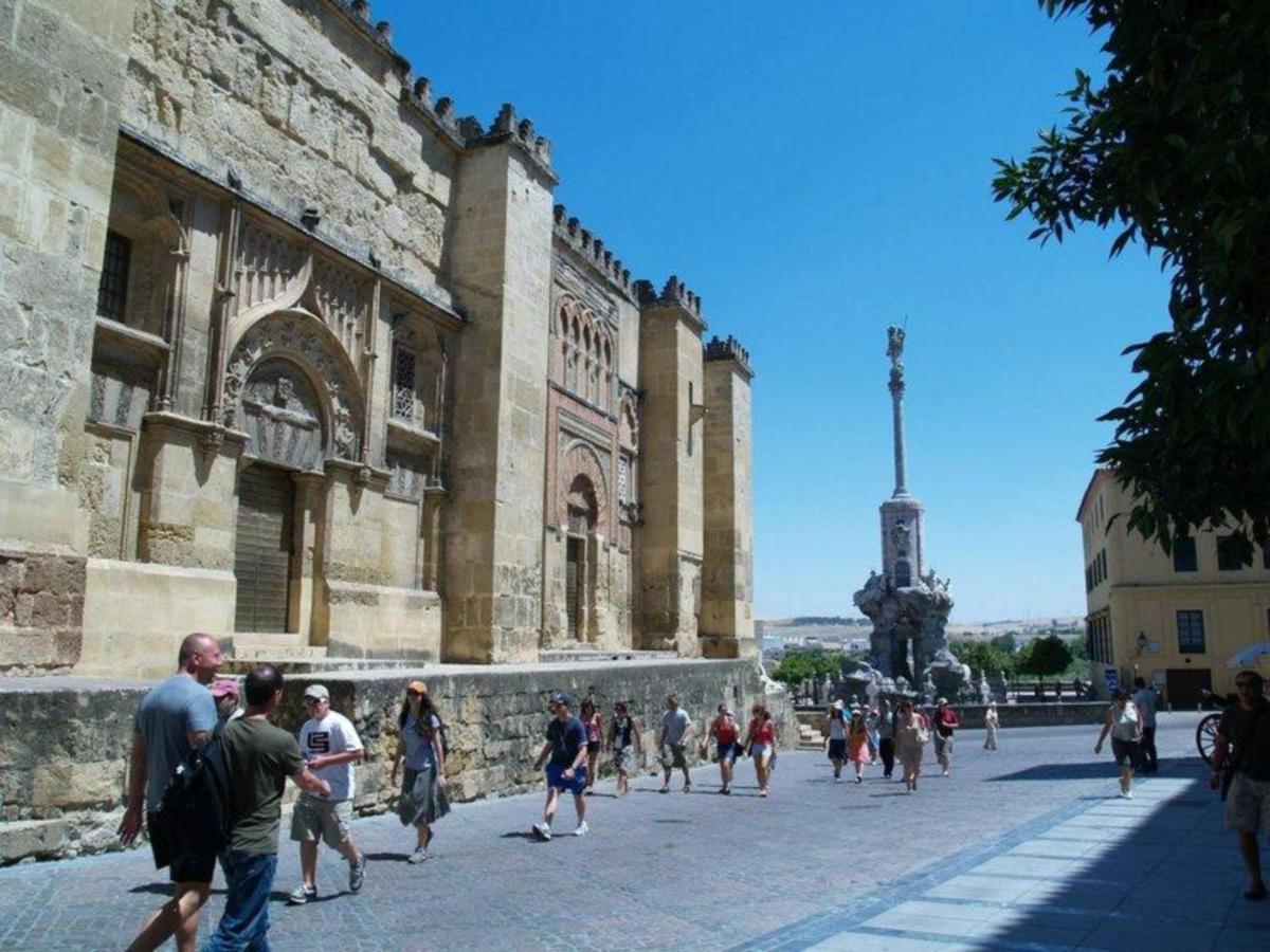 Apartamento Boulevard Gran Capitan Cordoba Luaran gambar