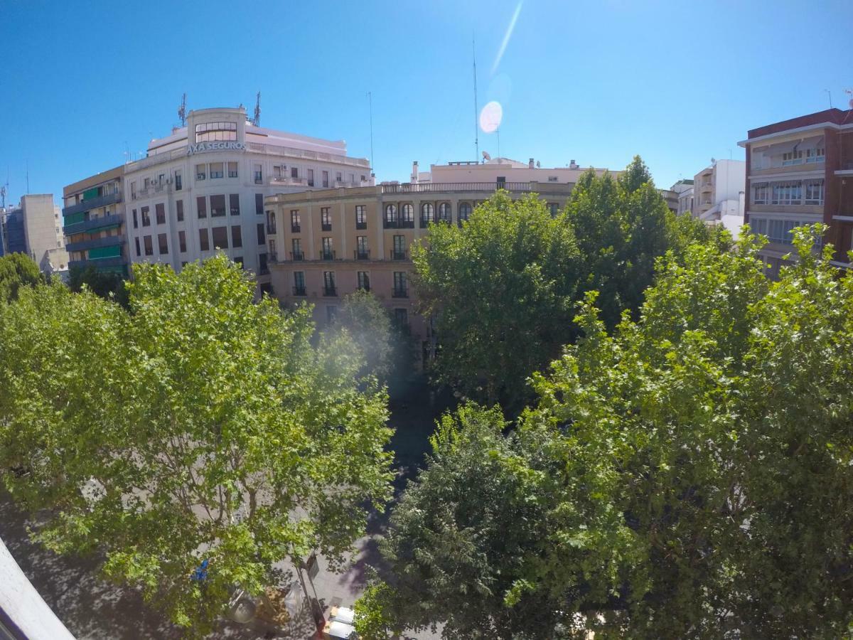 Apartamento Boulevard Gran Capitan Cordoba Luaran gambar